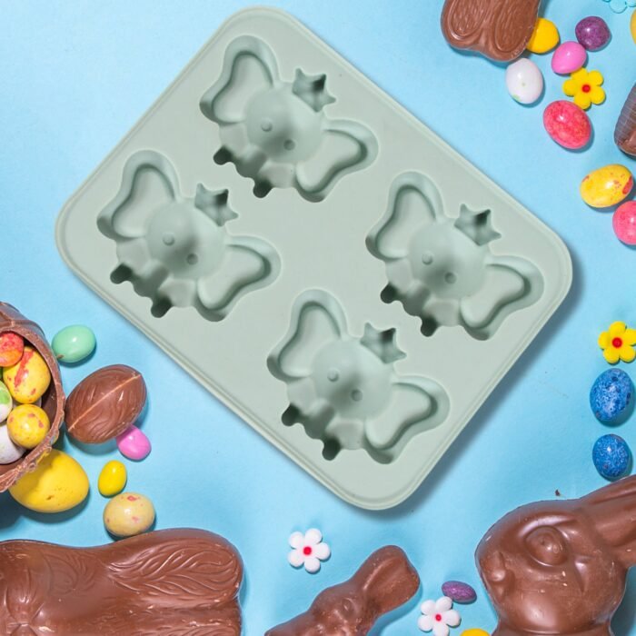Silicone Cartoon Shape 4 Grid Ice Cube Tray Ice Cube Molds Trays Small Cubes Tray For Fridge,  Flexible Silicon Ice Tray (1 pc) - Image 5