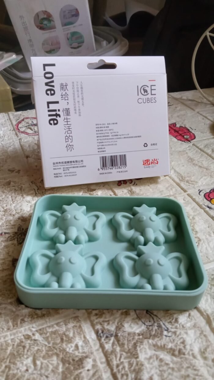 Silicone Cartoon Shape 4 Grid Ice Cube Tray Ice Cube Molds Trays Small Cubes Tray For Fridge,  Flexible Silicon Ice Tray (1 pc) - Image 7