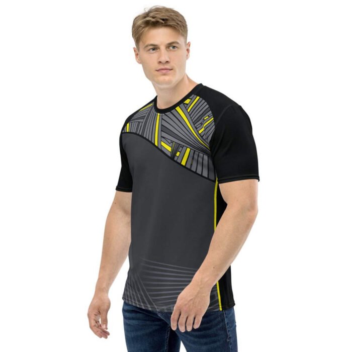 Printed T-shirt Black & Yellow - Image 3