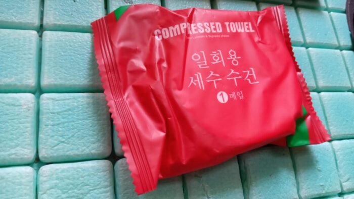 Compressed Towels Portable Disposable Compressed Cotton Coin Tissue Towel for Travel,  Camping,  Hiking,  Sport,  Beauty Salon,  Home Hand Wipes (28x40 Inch) - Image 8