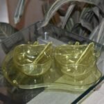 Food serving bowl in apple shape